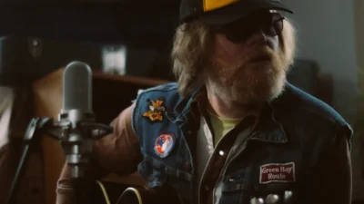 Turner Cody - Recognize a Friend [Video]