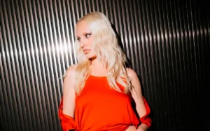 Alexandra Stan One Love Nation - Fly Sarà perché ti amo Single Cover