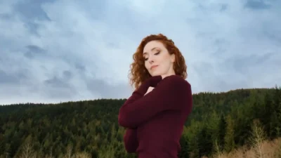 Cassandra Maze - Superstars [Single]