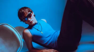 Karl & the Virgin - Second, Minute, Hour [Single]