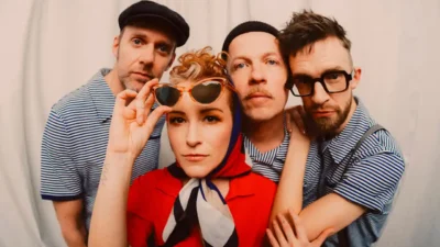 Marina & The Kats - A Star With A Delay [Single]