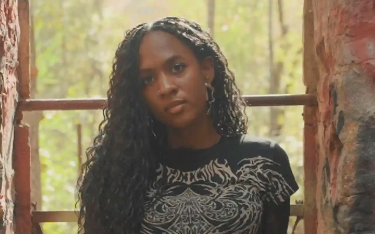 LadyBugg - only human