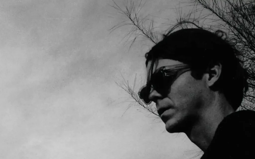 Tracy Bryant - Widow Post Rock [Video]