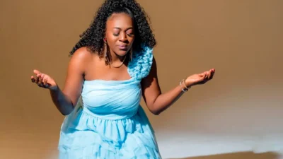 LaKendria Ujah - LIVING WATER [Single]