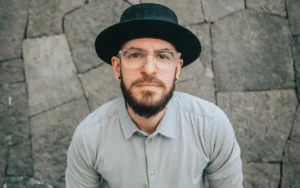 Neatly Drawn Blinds - Cold Blood [Single]