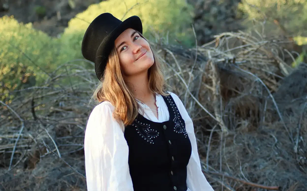 Luna Keller - Wildflowers [Single]