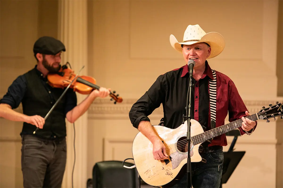 Grant Maloy Smith - Wagon Train