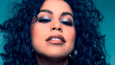 Amaya Santos - BORN TO FLY